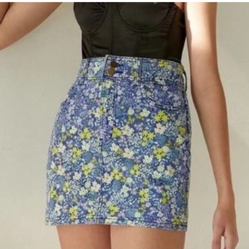Laura Ashley Blue Floral Mini Skirt